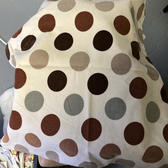 Pillow covers - Picture 2 of 5